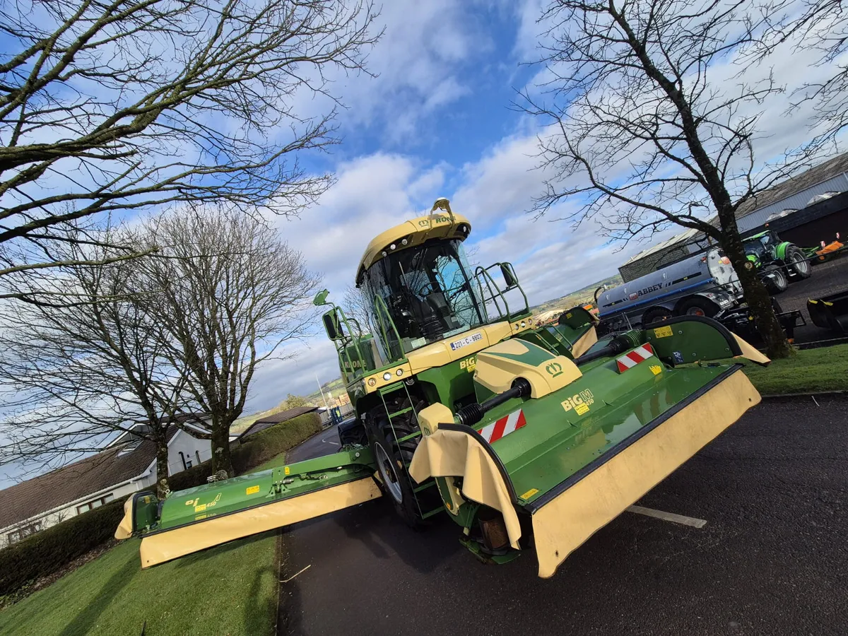 Selection of quality used BigM 450's - Image 1