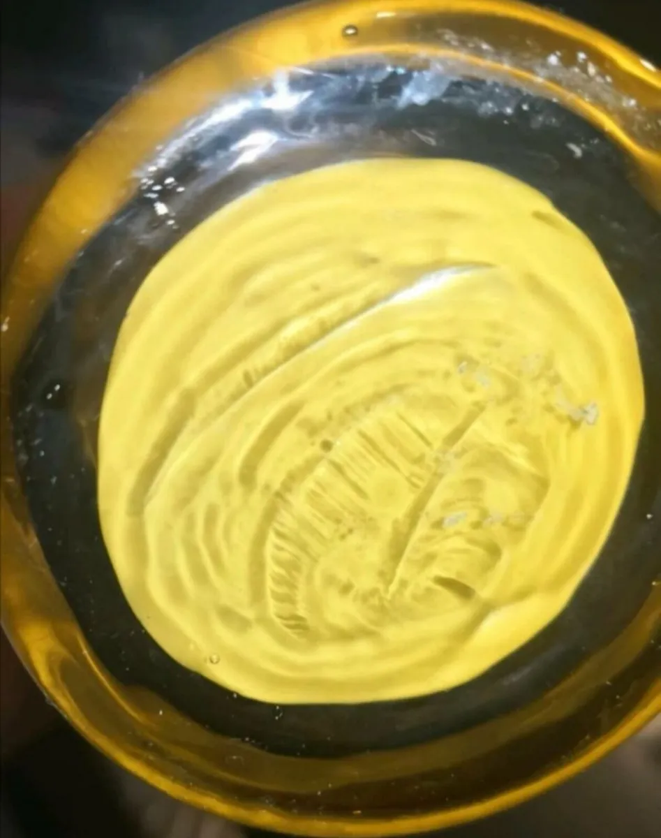 Antique hand blown glass vase - Image 3