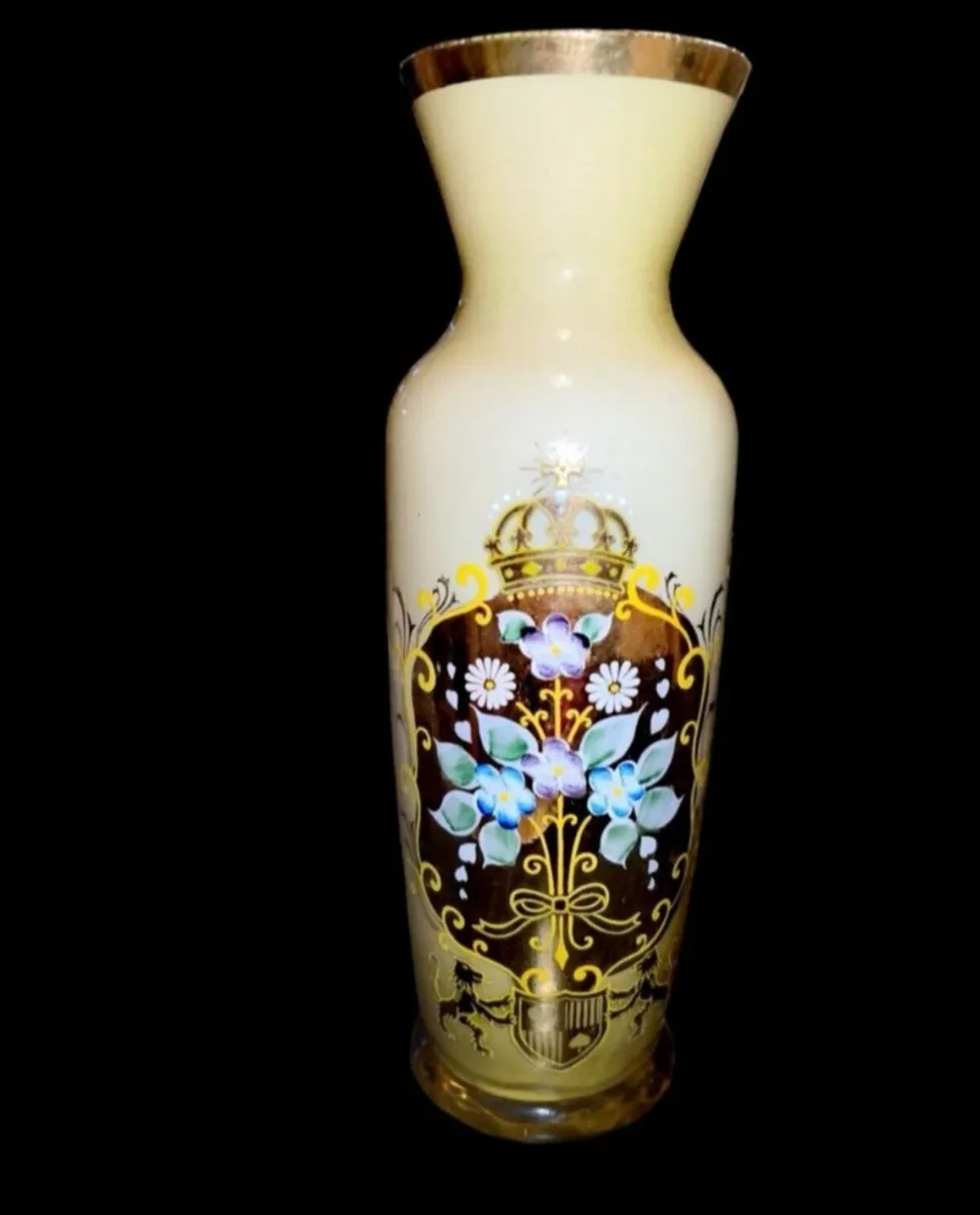 Antique hand blown glass vase - Image 1