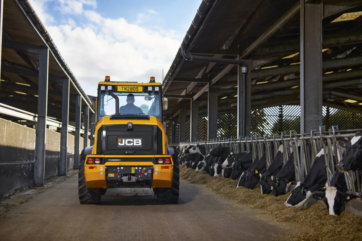 TM280S AGRI Telescopic Loader 4.8m - Image 3