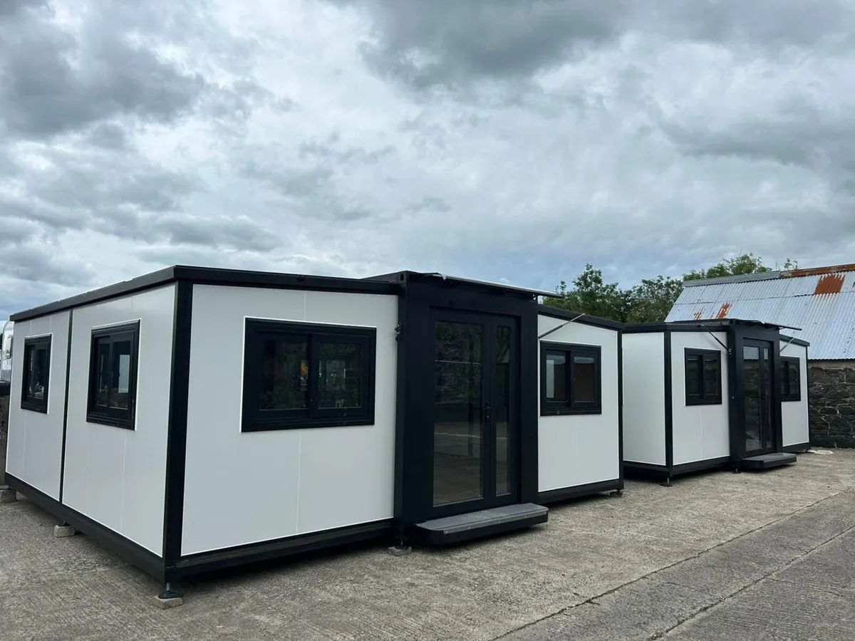 20x19 FT Fold out Office - Image 1