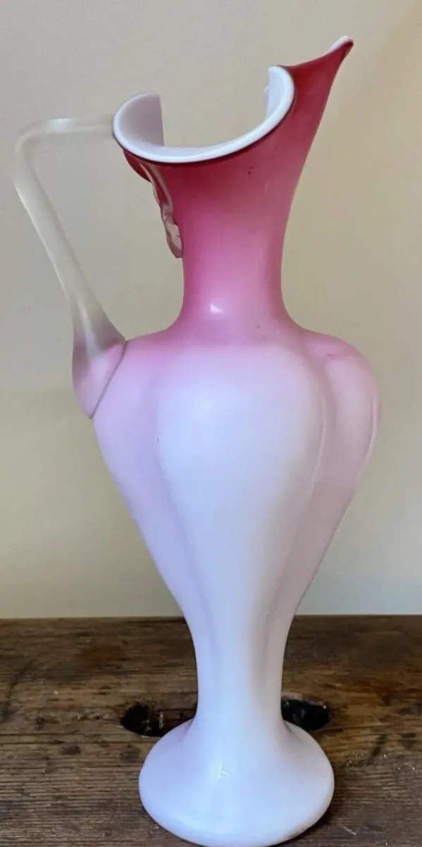 Handblown Uranium pink antique frosted glass vase - Image 3