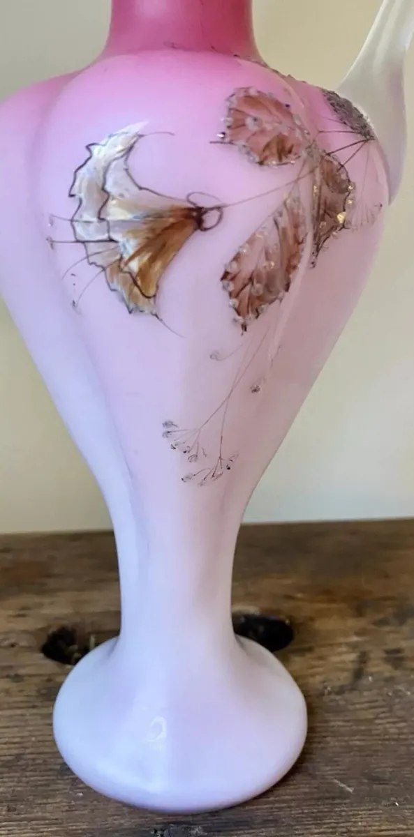 Handblown Uranium pink antique frosted glass vase - Image 4