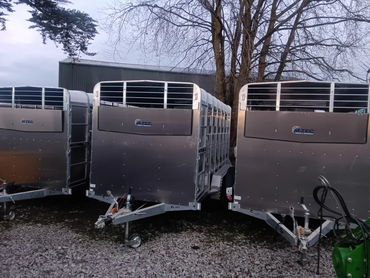 Livestock Trailer  ----    M-TEC   --- - Image 1