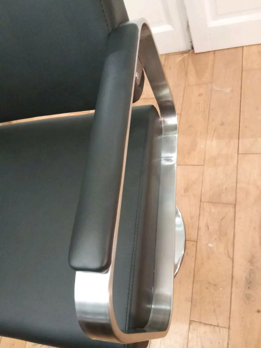 Salon Chairs Ireland - Image 3