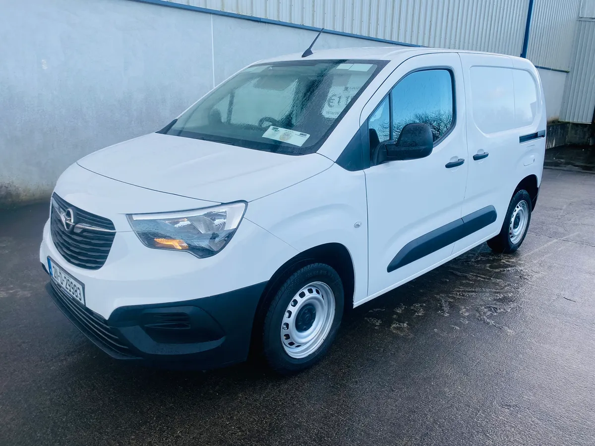 211 Opel Combo 1.5 €10,450 + VAT - Image 1