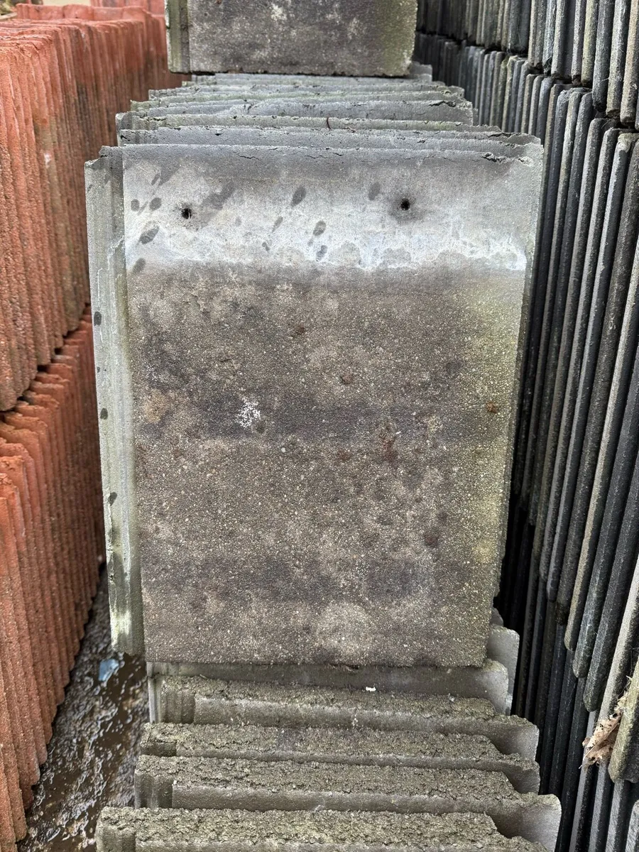 Reclaimed concrete roofing tiles - Image 4