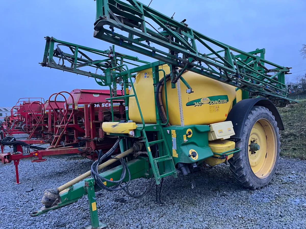 John Deere Sprayer - Image 1