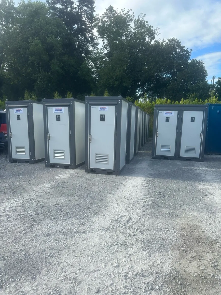 Toilet block - Image 4