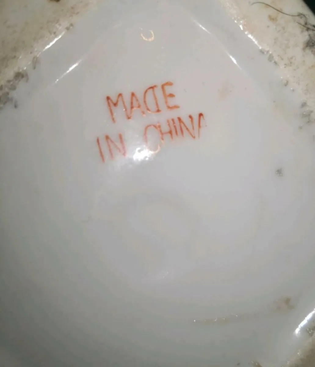 Pair of Large handpainted Chinese vases - Image 2