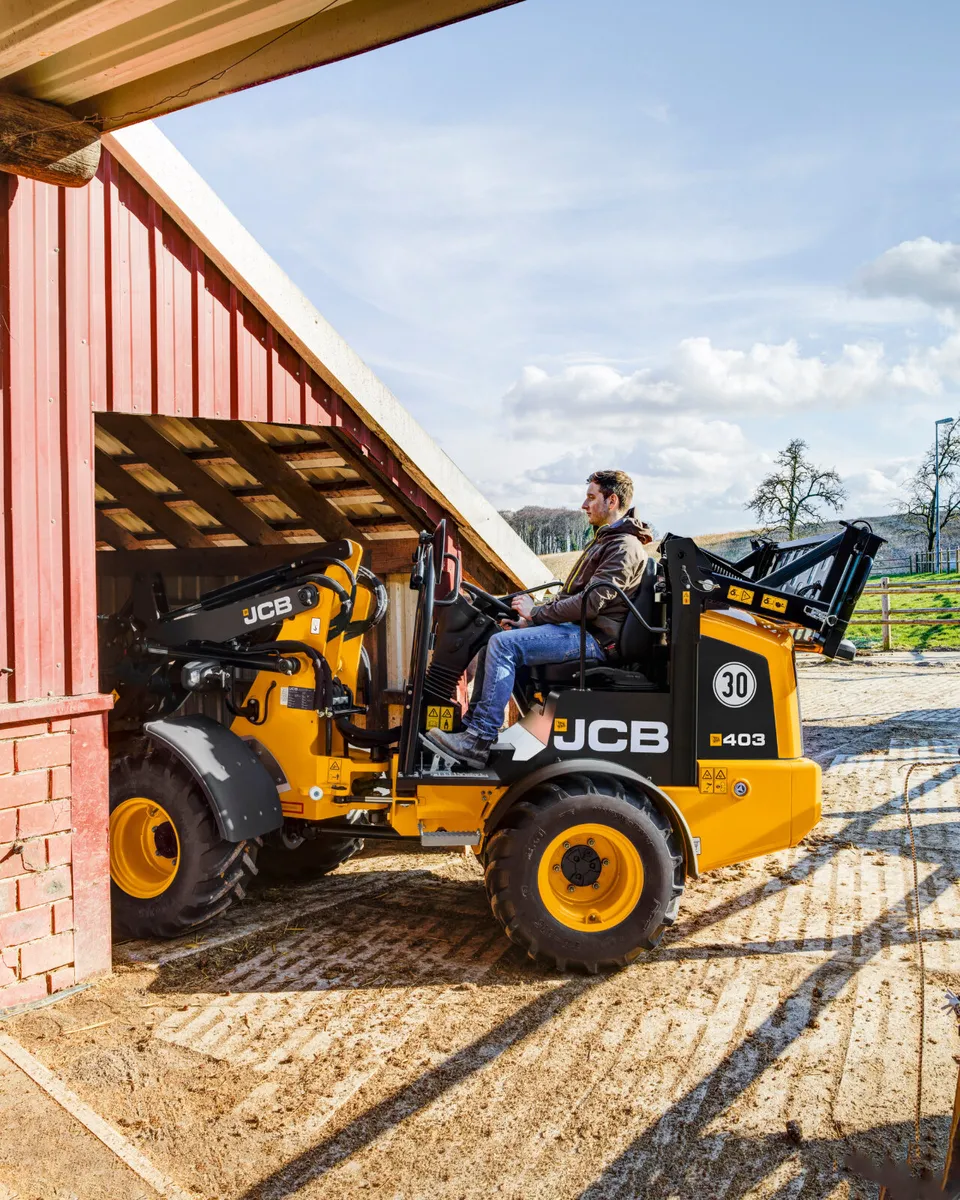 JCB 403 AGRI / 403 AGRIPLUS Wheeled Loader - Image 2