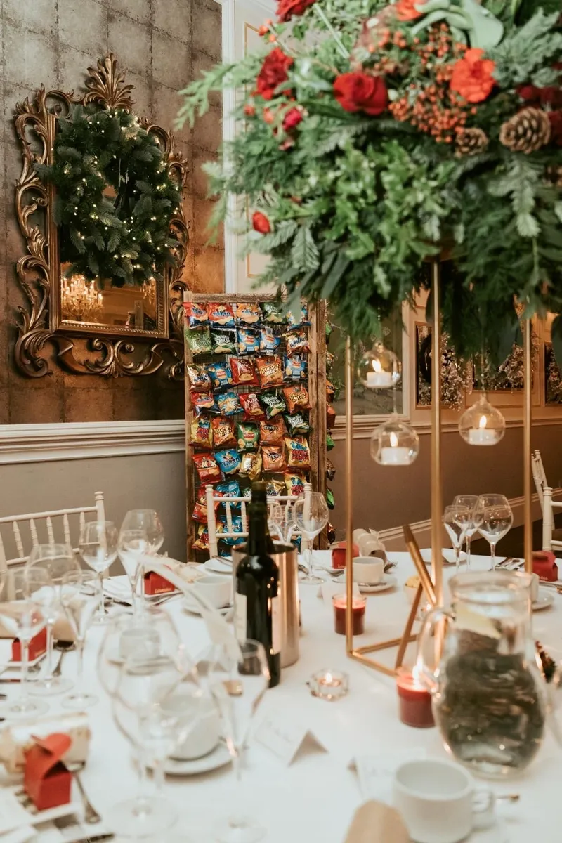 Crisp wall to rent - Image 2