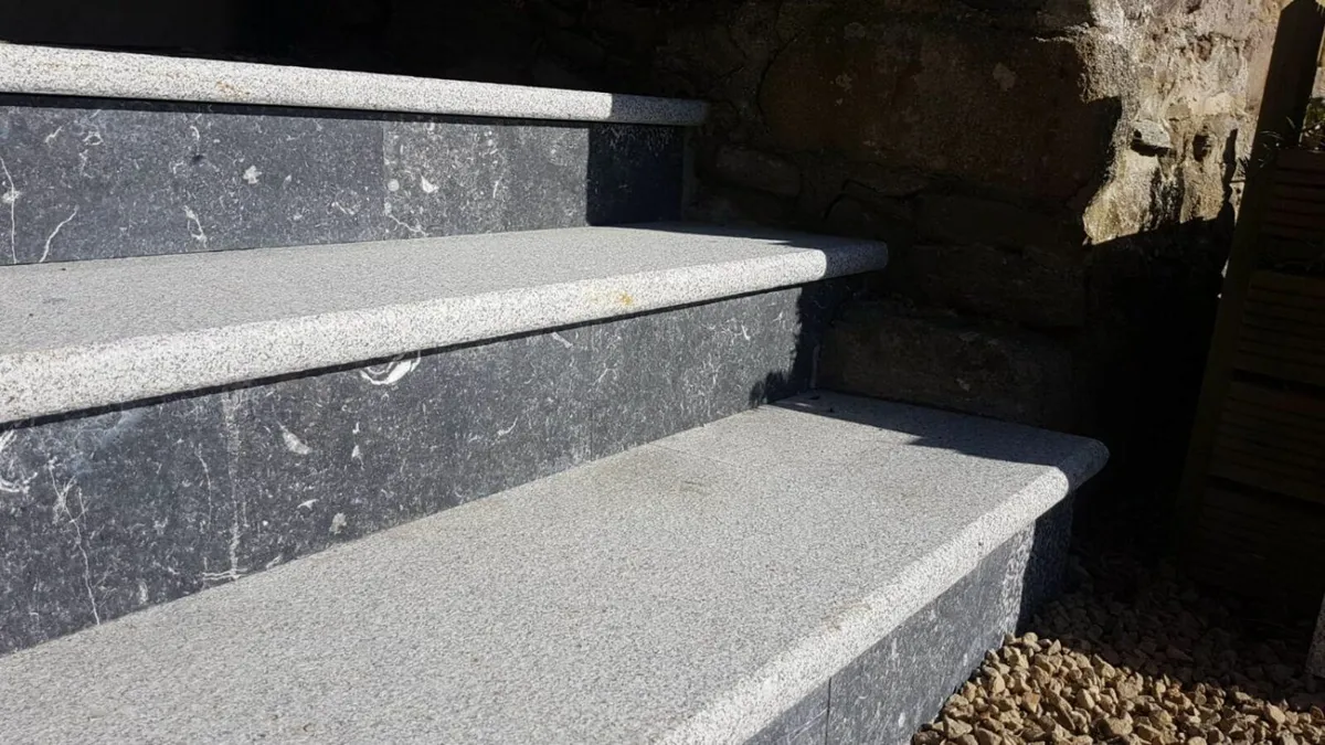 granite steps - Image 1