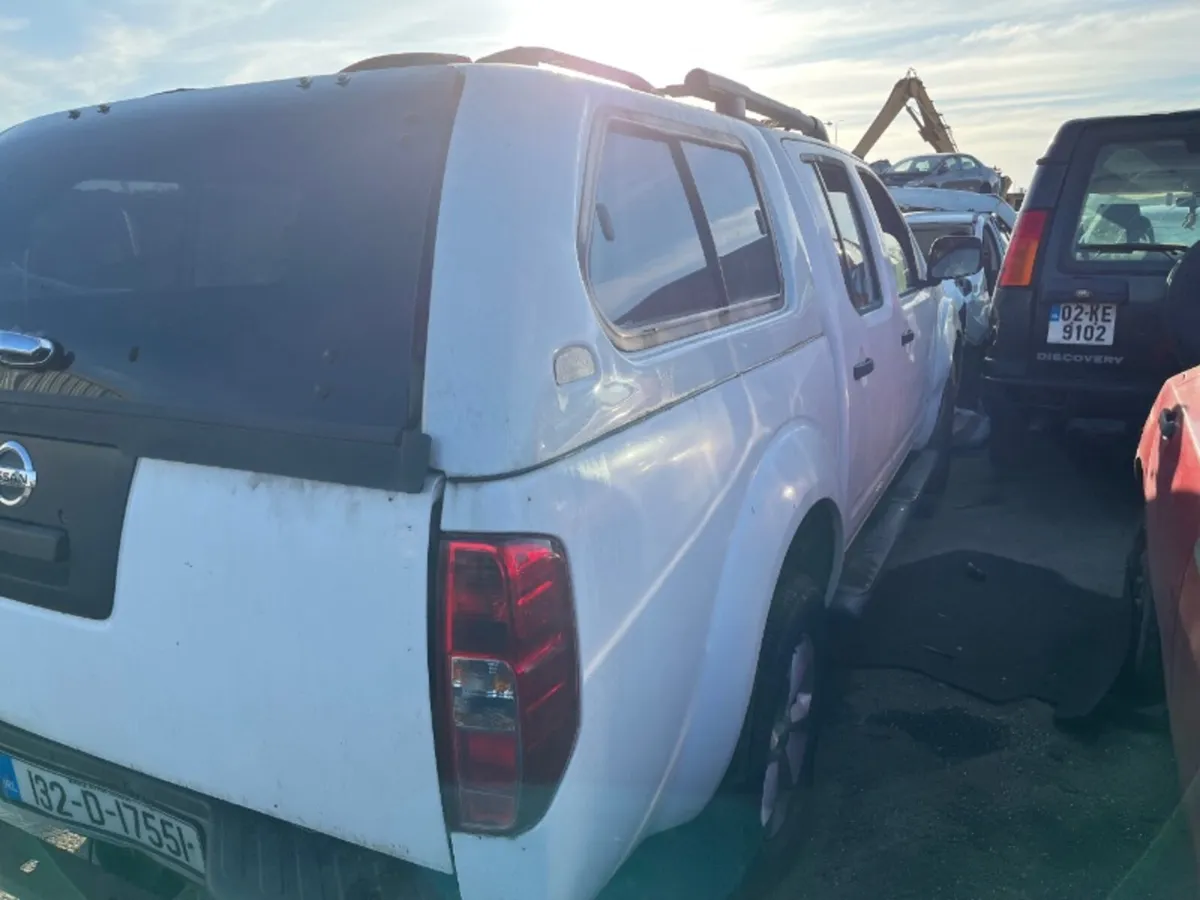 132 Nissan Navarra 2.5 BREAKING ONLY - Image 2
