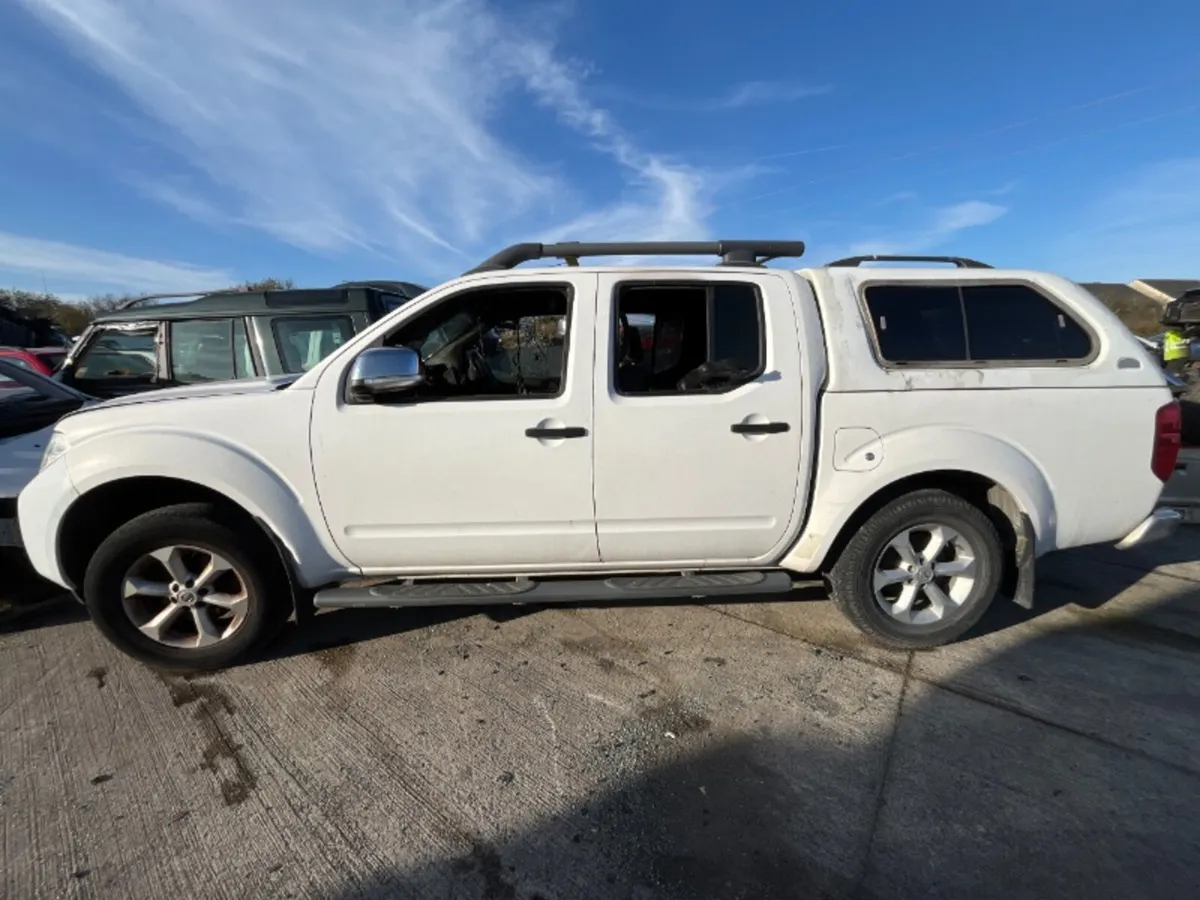 132 Nissan Navarra 2.5 BREAKING ONLY - Image 4