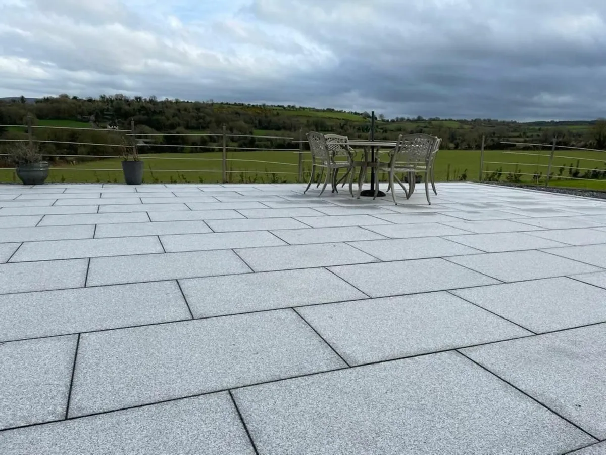 Granite Paving Slabs - Image 1