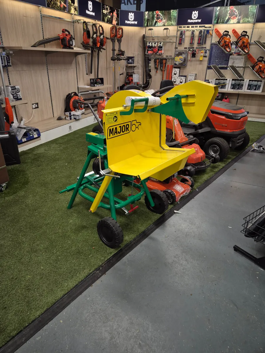 Major 3 point linkage bench saw - Image 1