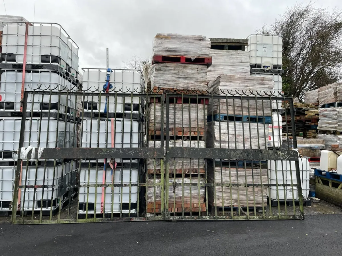 Galvanised  Gates 17ft yard gates - Image 3