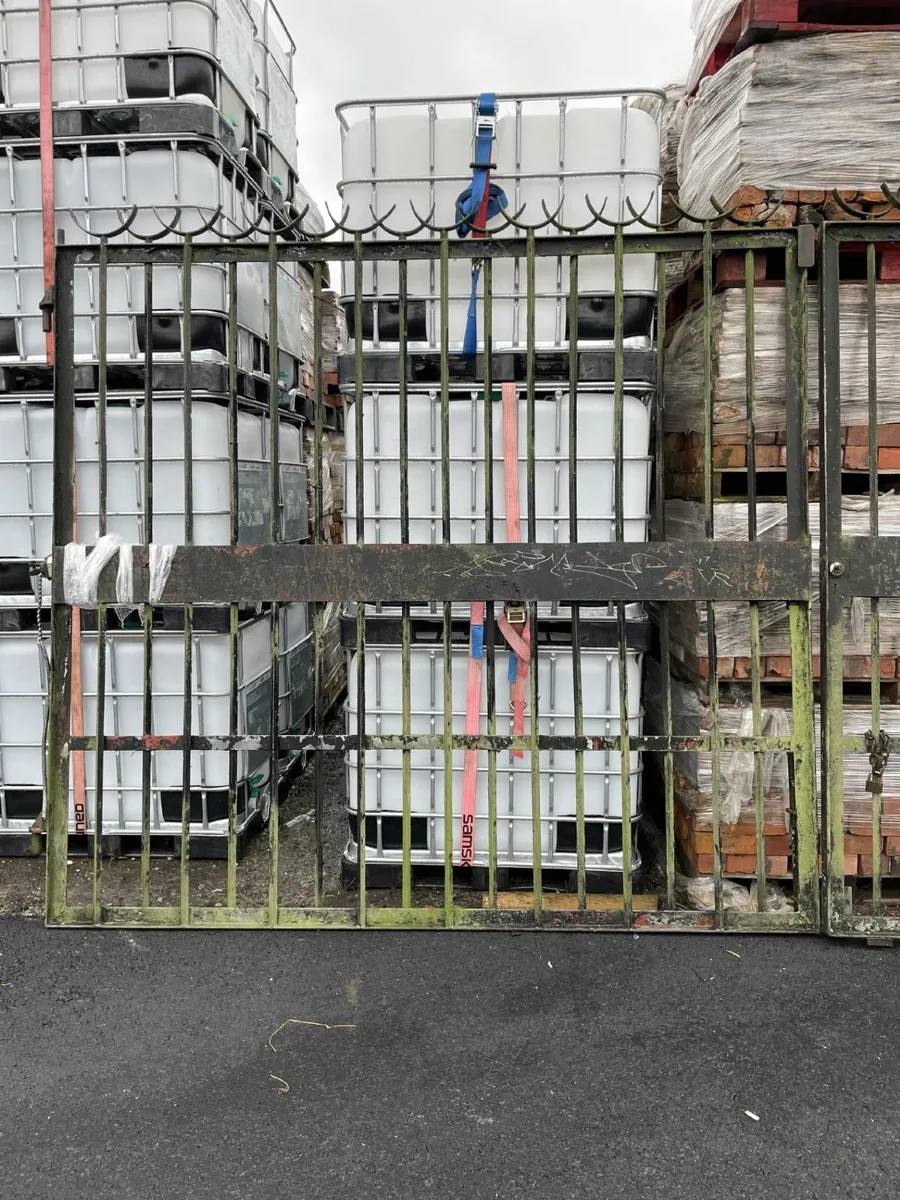 Galvanised  Gates 17ft yard gates - Image 4