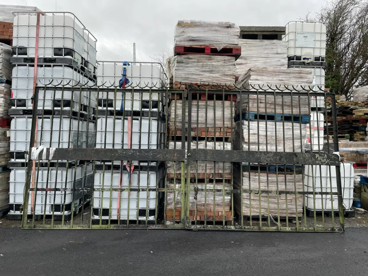 Galvanised  Gates 17ft yard gates - Image 1