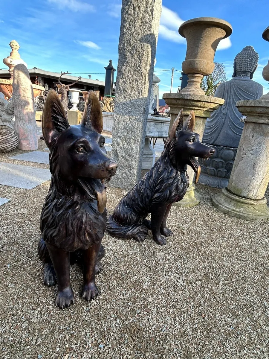Bronze lifesize dogs - Image 2