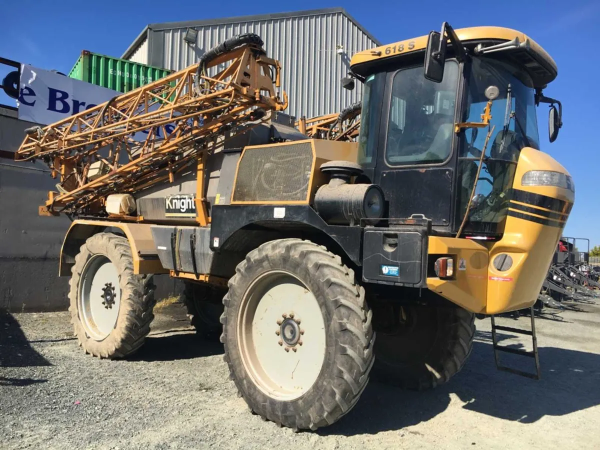 Challenger Self Propelled Sprayer - €27,500 + VAT - Image 1