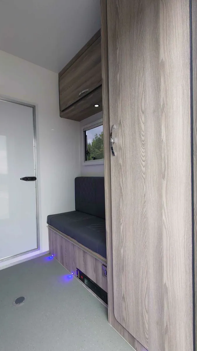 New & Used 2 Stall boxes. - Image 3