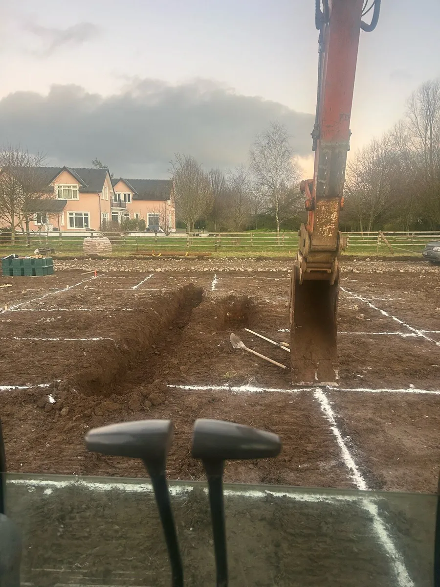 Digger driver septic tank house foundation - Image 3