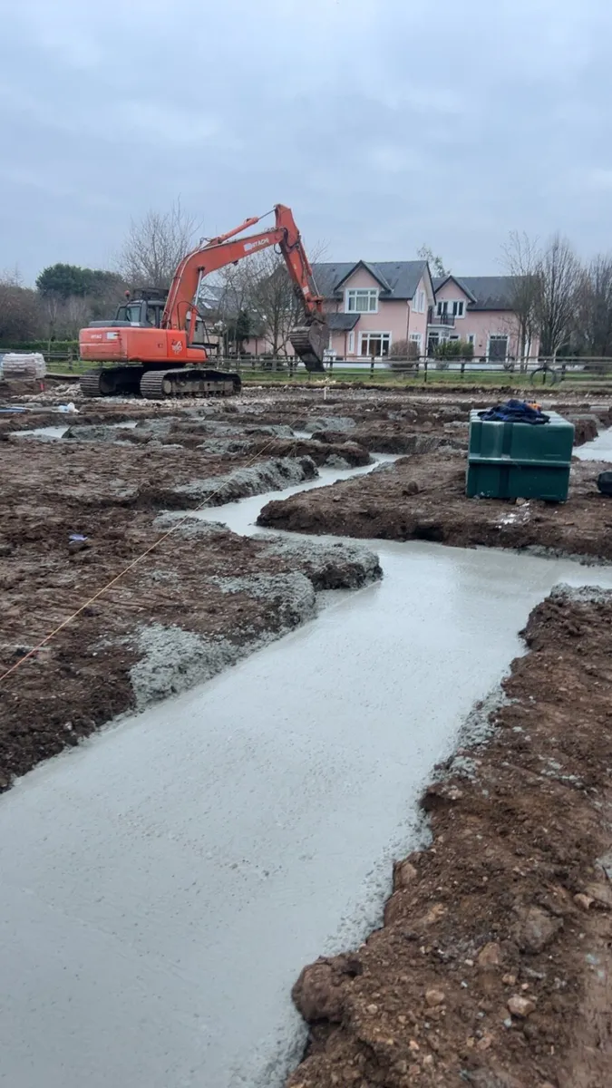 Digger driver septic tank house foundation - Image 2