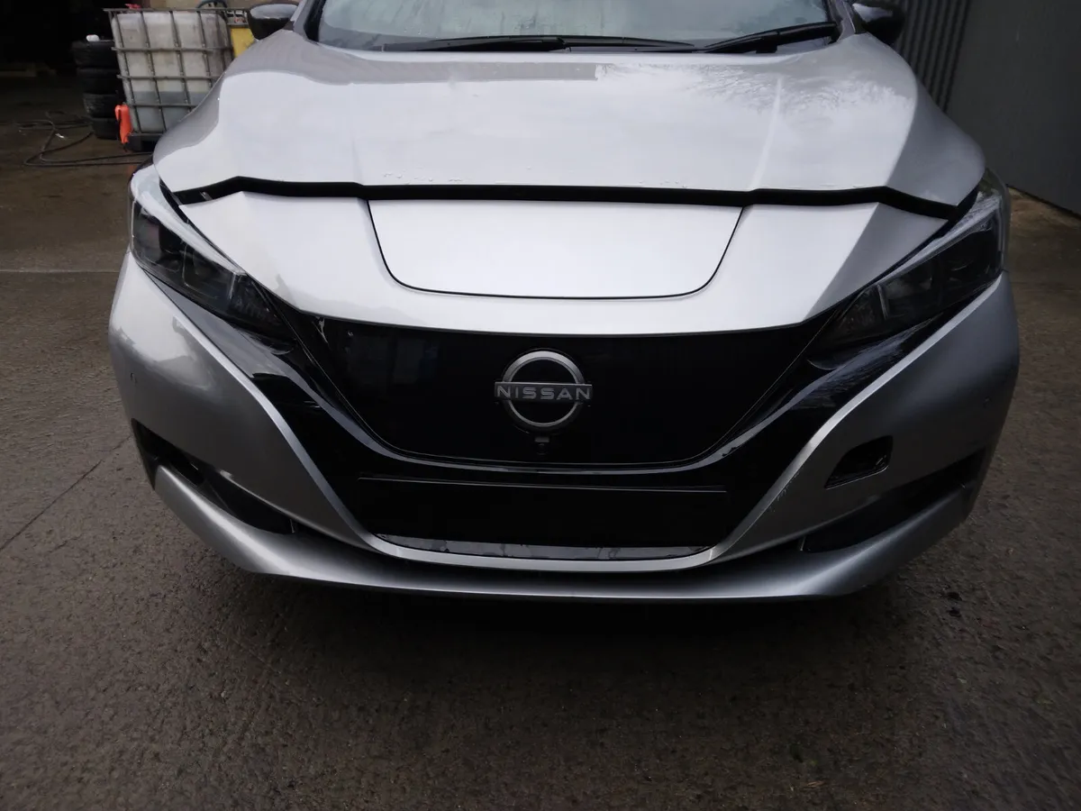 2022 Nissan Leaf Breaking/Dismantling - Image 3