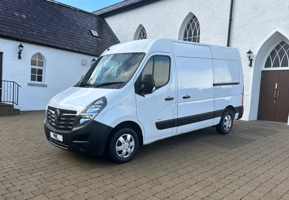 2021 (212 Reg) Vauxhall Movano L2H2 Business+ - Image 3