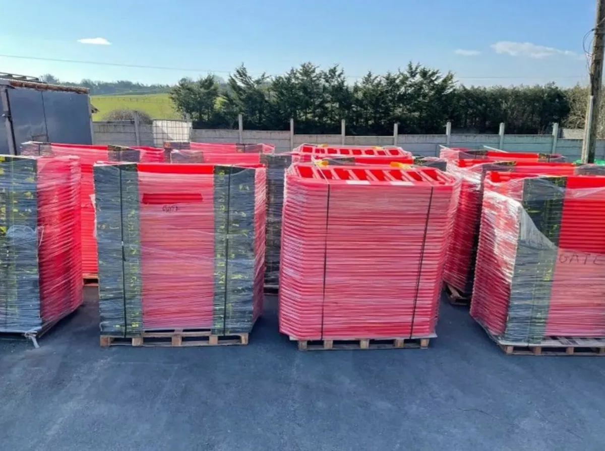 JSP 2M Barriers & Cones - Image 4