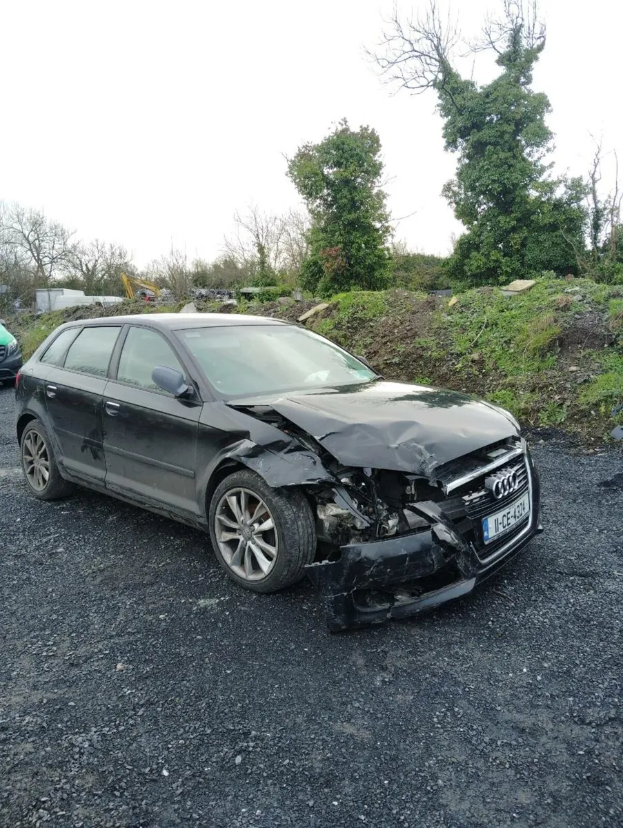 Breaking Audi A3 2011 1.6tdi cay - Image 1