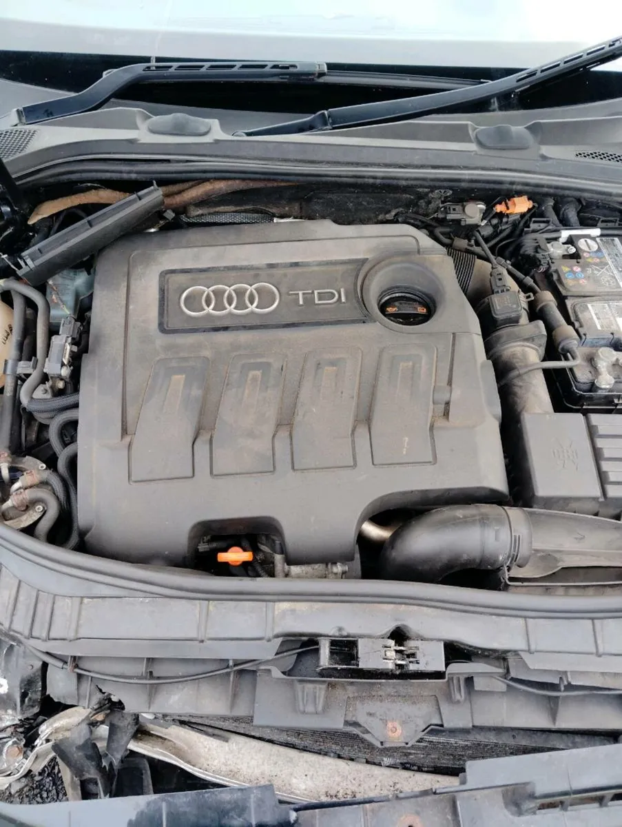 Breaking Audi A3 2011 1.6tdi cay - Image 2