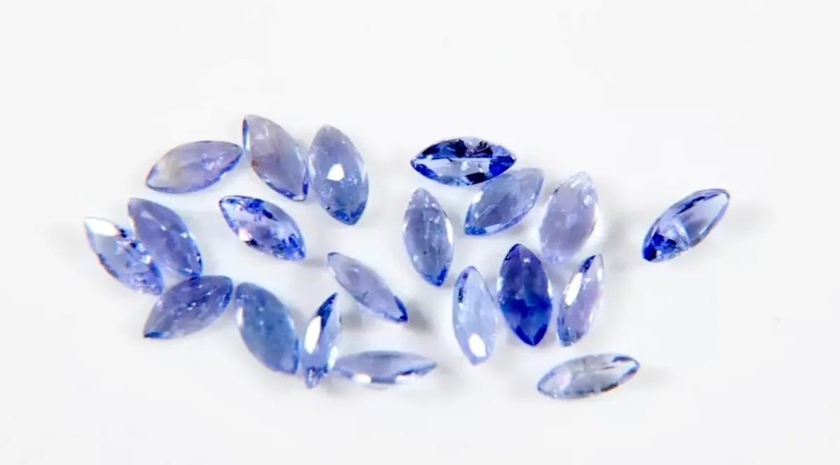 20x Tanzanite gemstones 5ct - Image 1