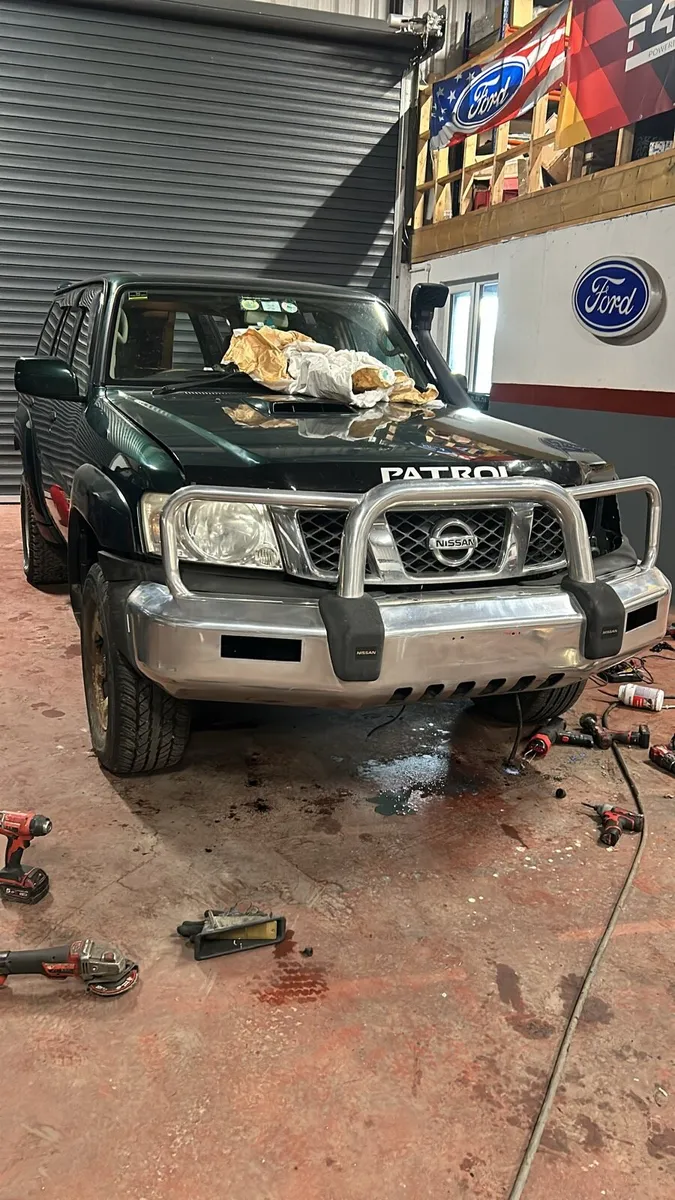 Nissan patrol breaking 2007 - Image 1