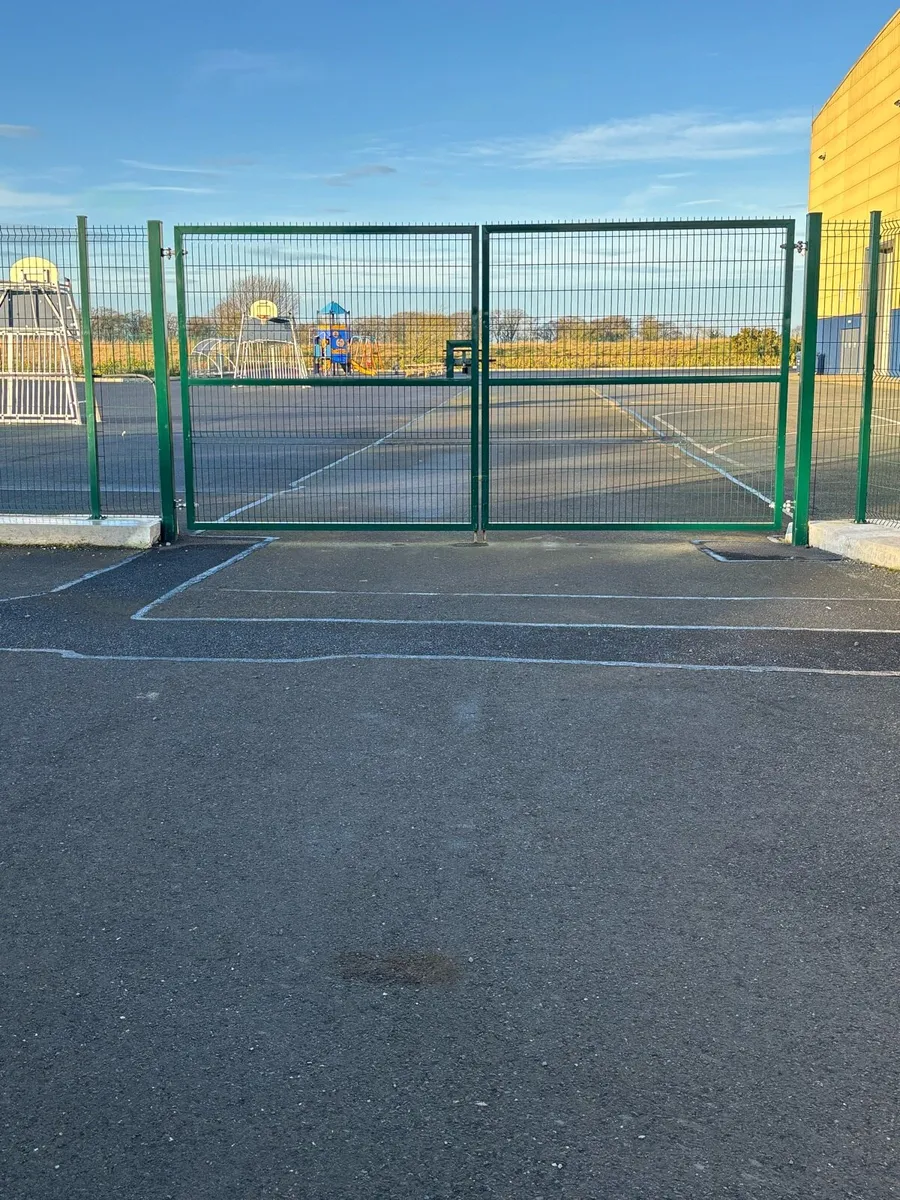 70 Fencing Products Ireland - Image 2