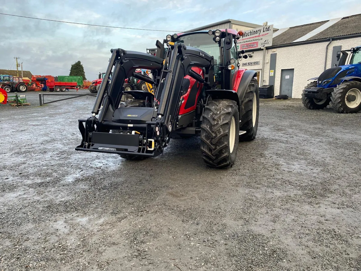 New Valtra G135 Active !!!! - Image 4