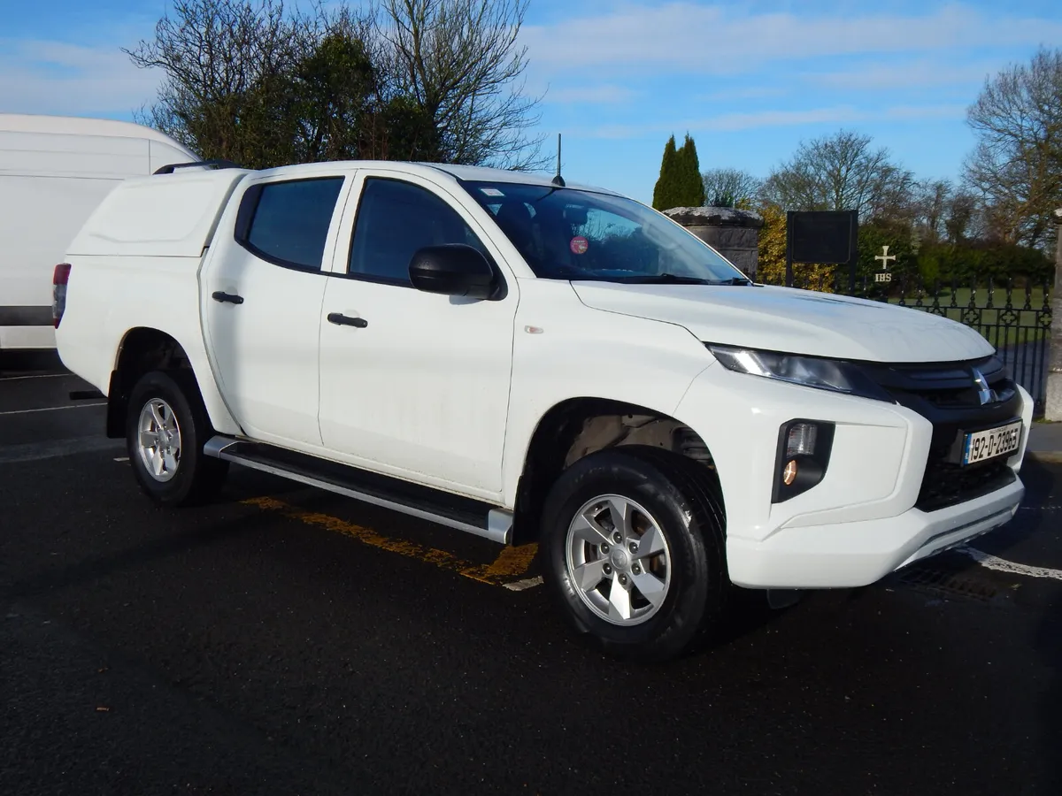 2019 Mitsubishi L200 CVRT 11/26 Vat inv - Image 1