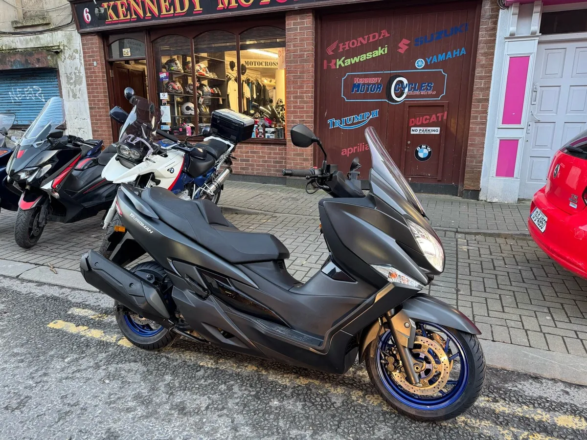 2020 Suzuki  Burgman 400 ABS - Image 2