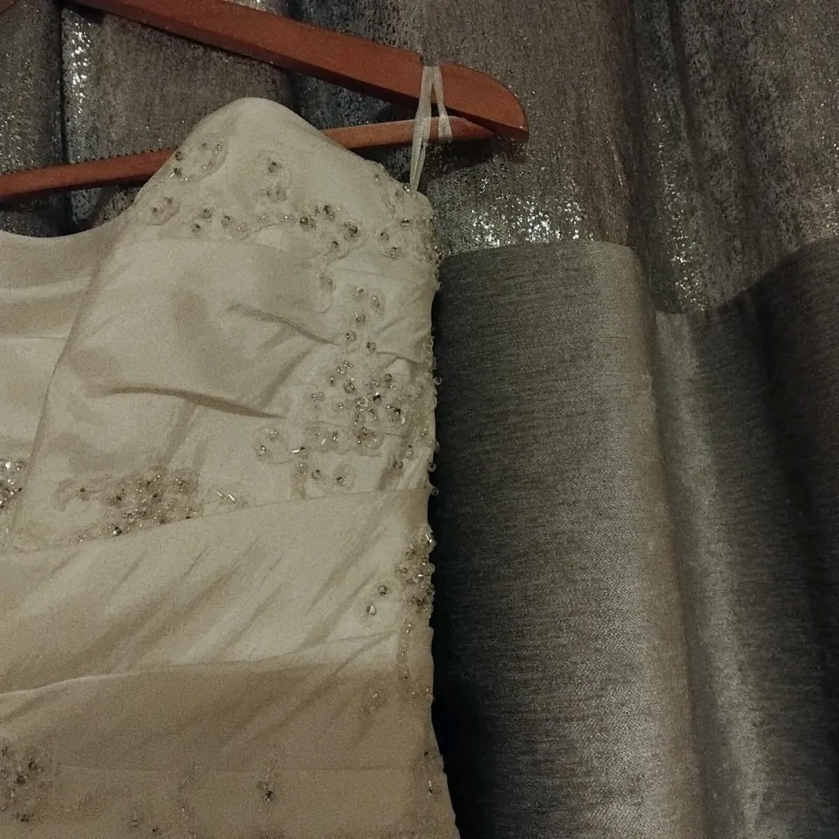 Wedding dress - Image 3