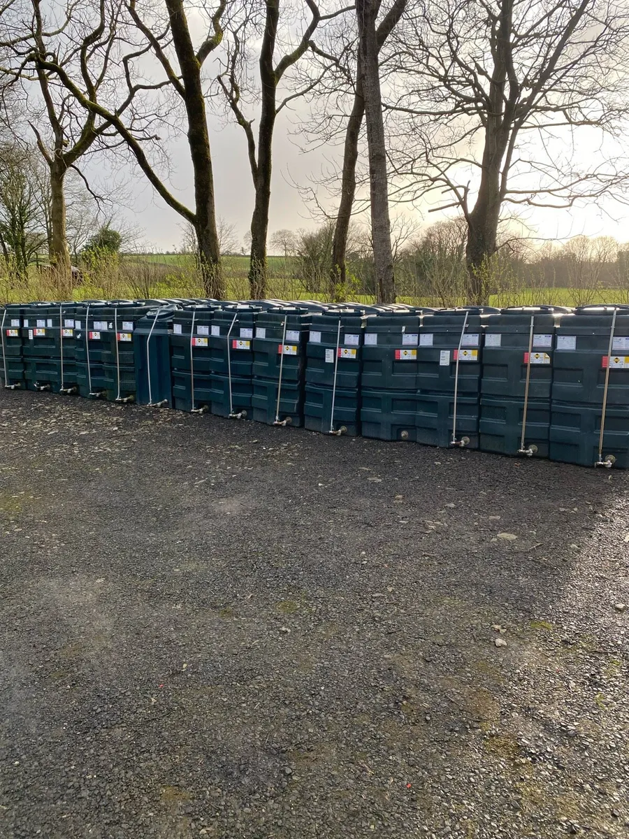 Bunded bonded oil tank - Image 1