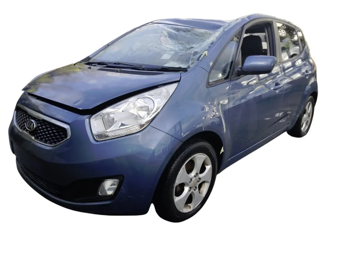 2012 KIA VENGA For Breaking/Dismantling - Image 1