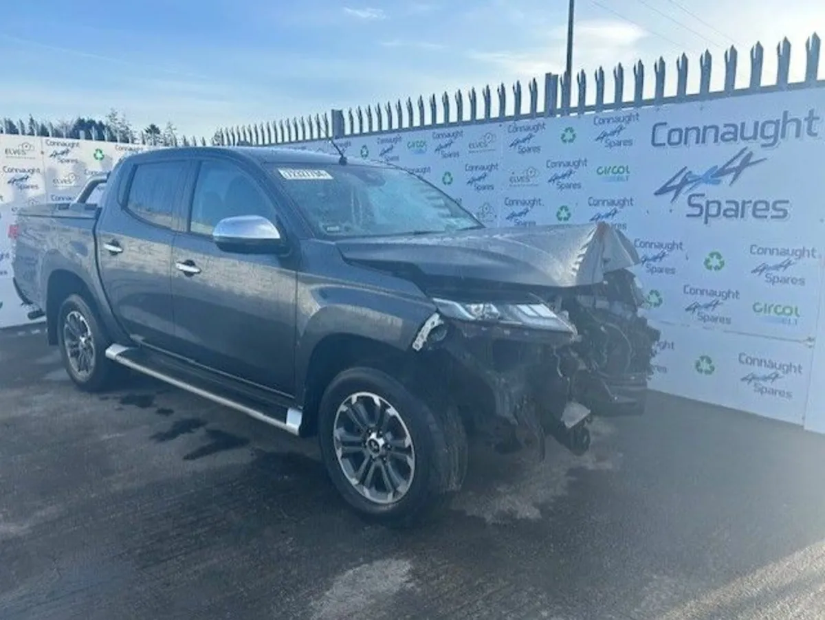2021 MITSUBISHI L200 JUST IN FOR BREAKING - Image 1