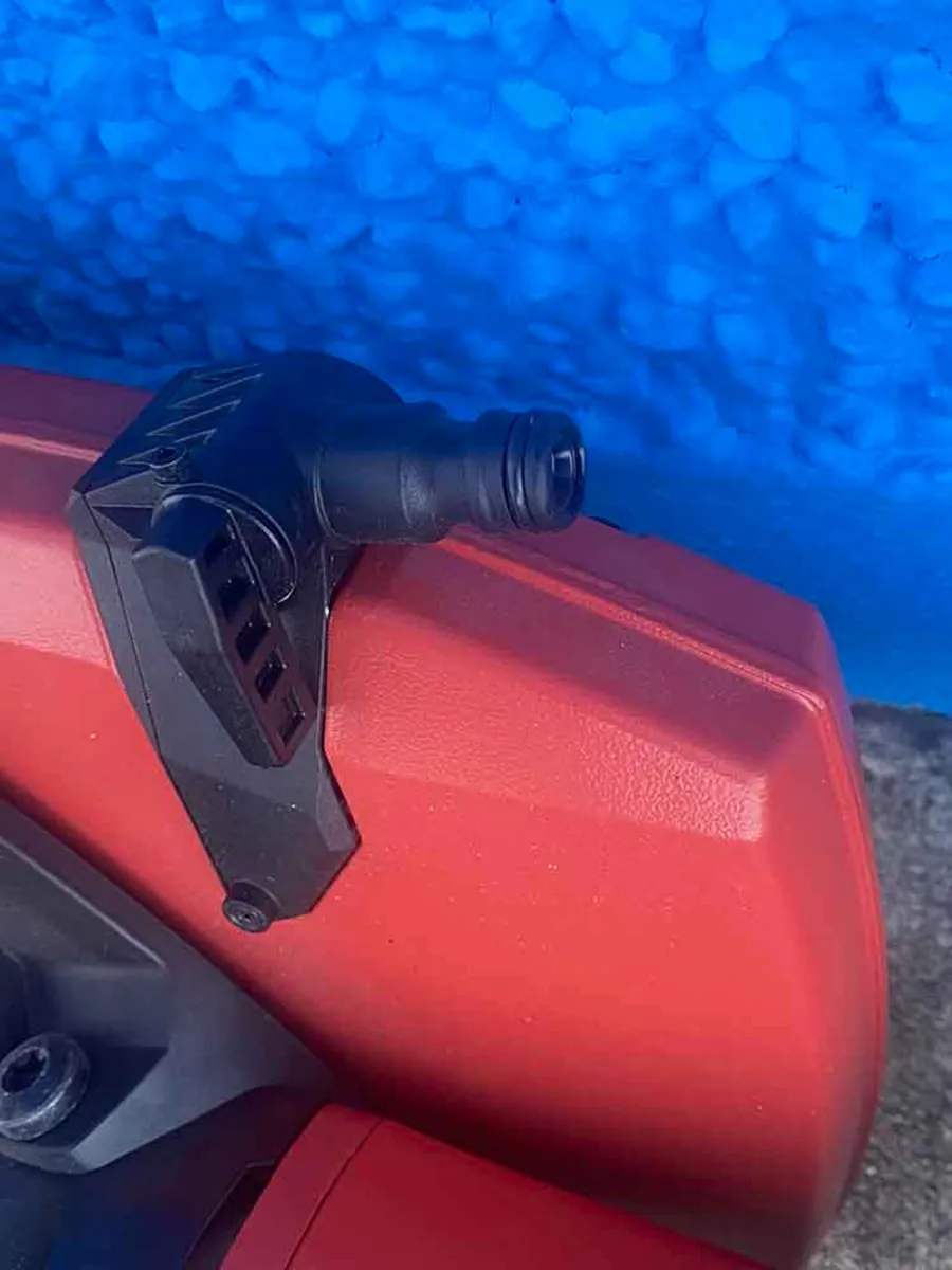 HILTI DCHEX300 DIAMOND CONSAW - DUSTFREE - Image 4