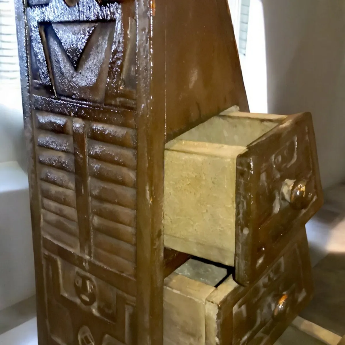 Unique handcarved large pyramid storage box - Image 3