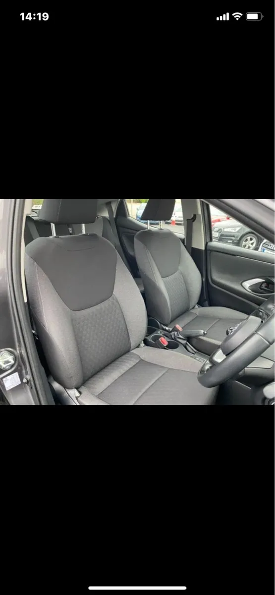 2020 - 2024 Toyota  Yaris for parts / breaking - Image 3