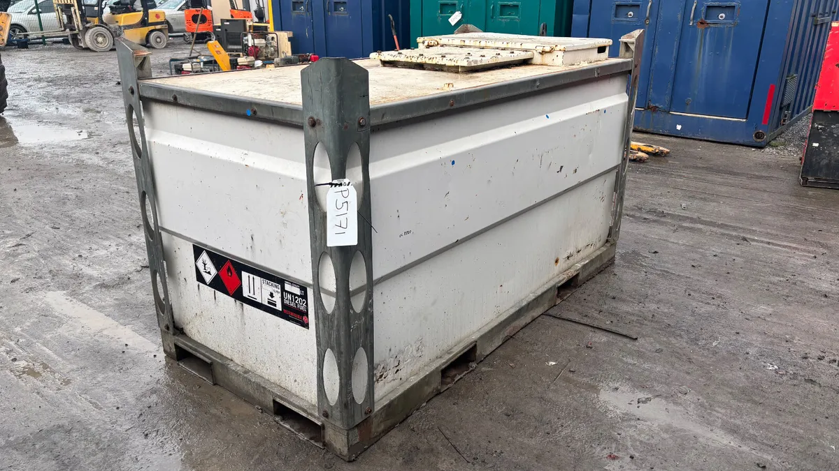 Western 2170L Fuel Bowser - Image 3