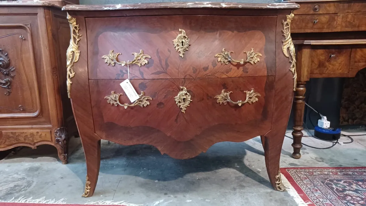 Floral Marquetry French Bombe Chest of Drawers - Image 1