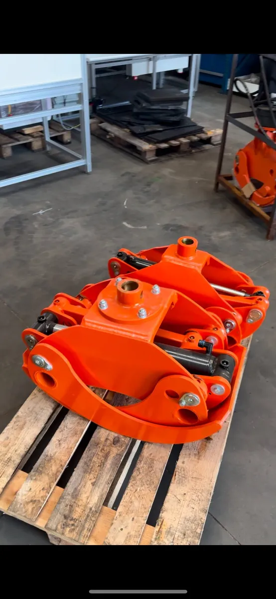 Timber Grabs - Image 2